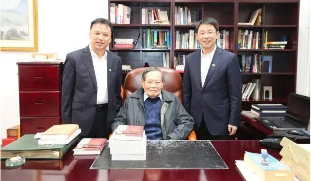 缅怀！杨振宁与广东的不解之缘