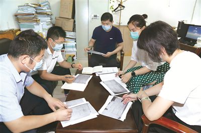 点击进入下一页
