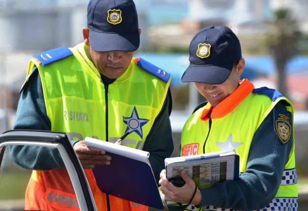 8 things you should know when dealing with roadblocks in SA | Wheels
