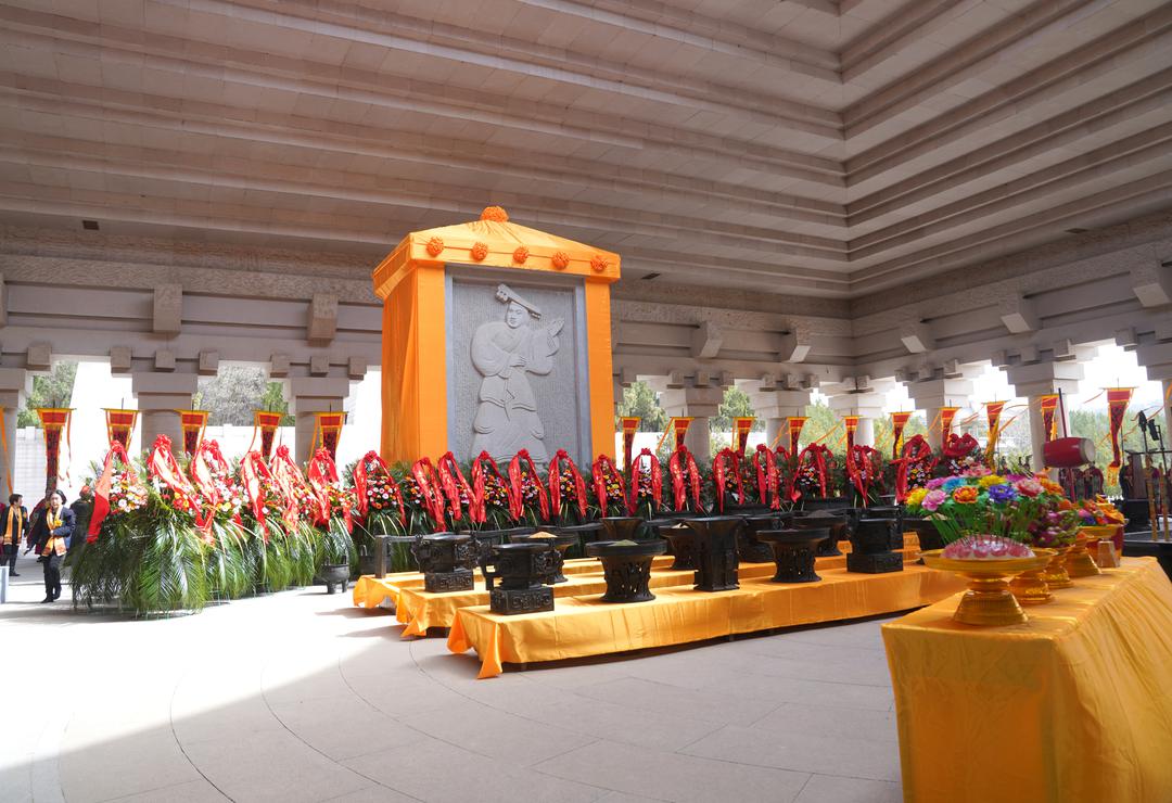 乙巳年清明公祭轩辕黄帝典礼在陕西举行