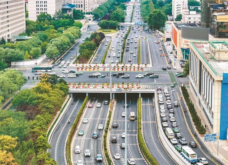 西安上半年交通建设跑出“加速度”